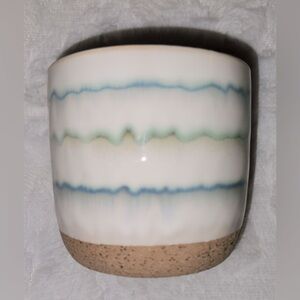 Candle in Ceramic holder, new. Very pretty!